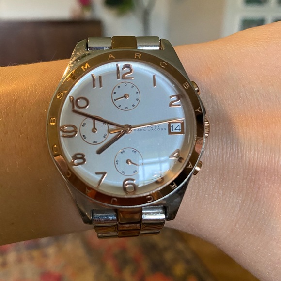 Marc Jacobs watch rose gold and silver - Picture 4 of 11